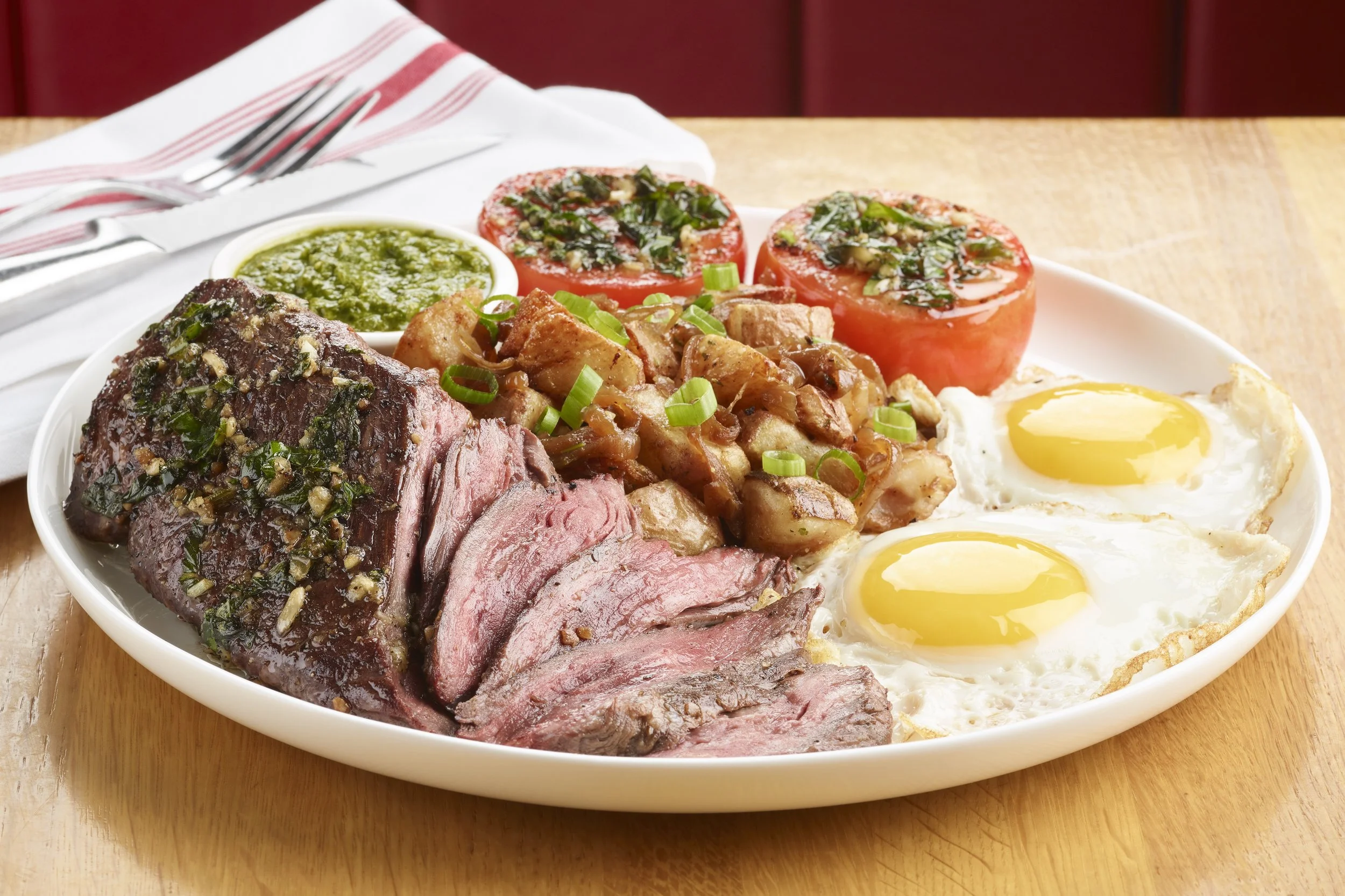 シルバーのモーニングセット、4点 Breakfast & Brunch — Silver Diner